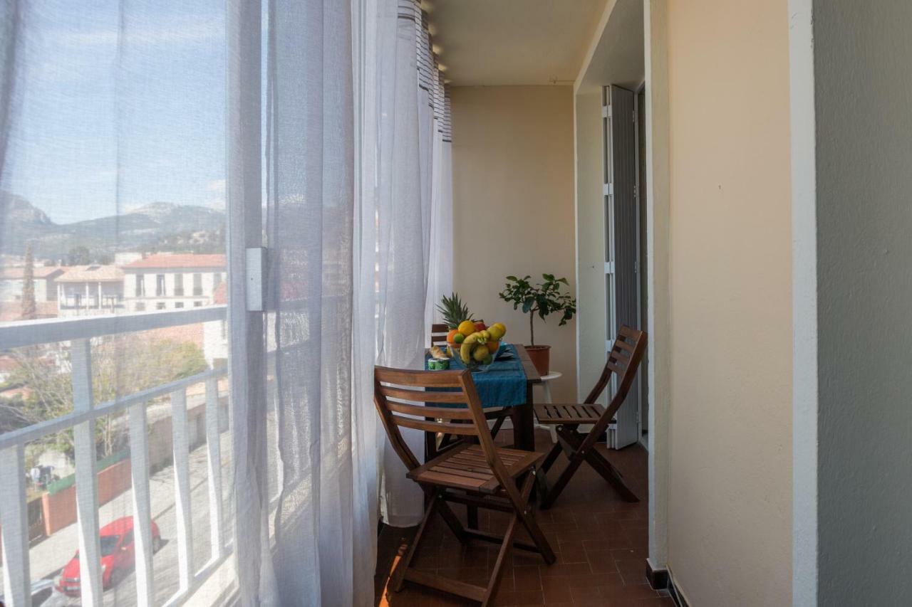 Appartement 2 Pieces Avec Balcon Toulon Exterior foto